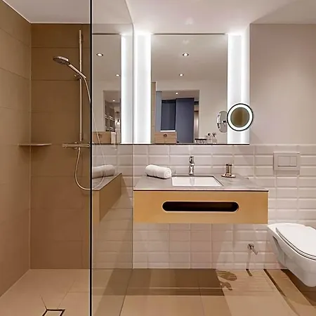מלון Walhalla Zen Regensburg 4*
