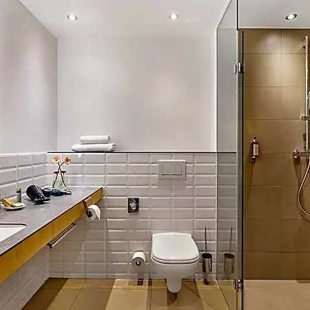 Walhalla Zen Regensburg מלון טגרנהיים